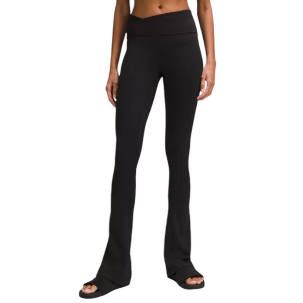 Lululemon Align Asymmetrical-Waist Mini-Flared Pant in Black Size 6